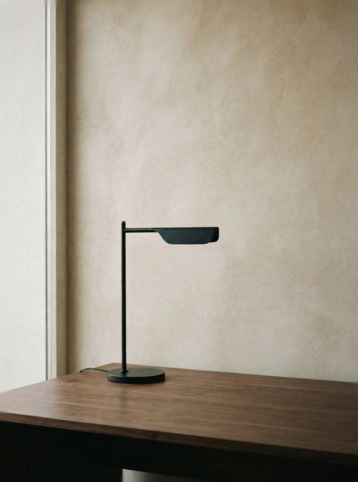Leaf Mini Desk Lamp