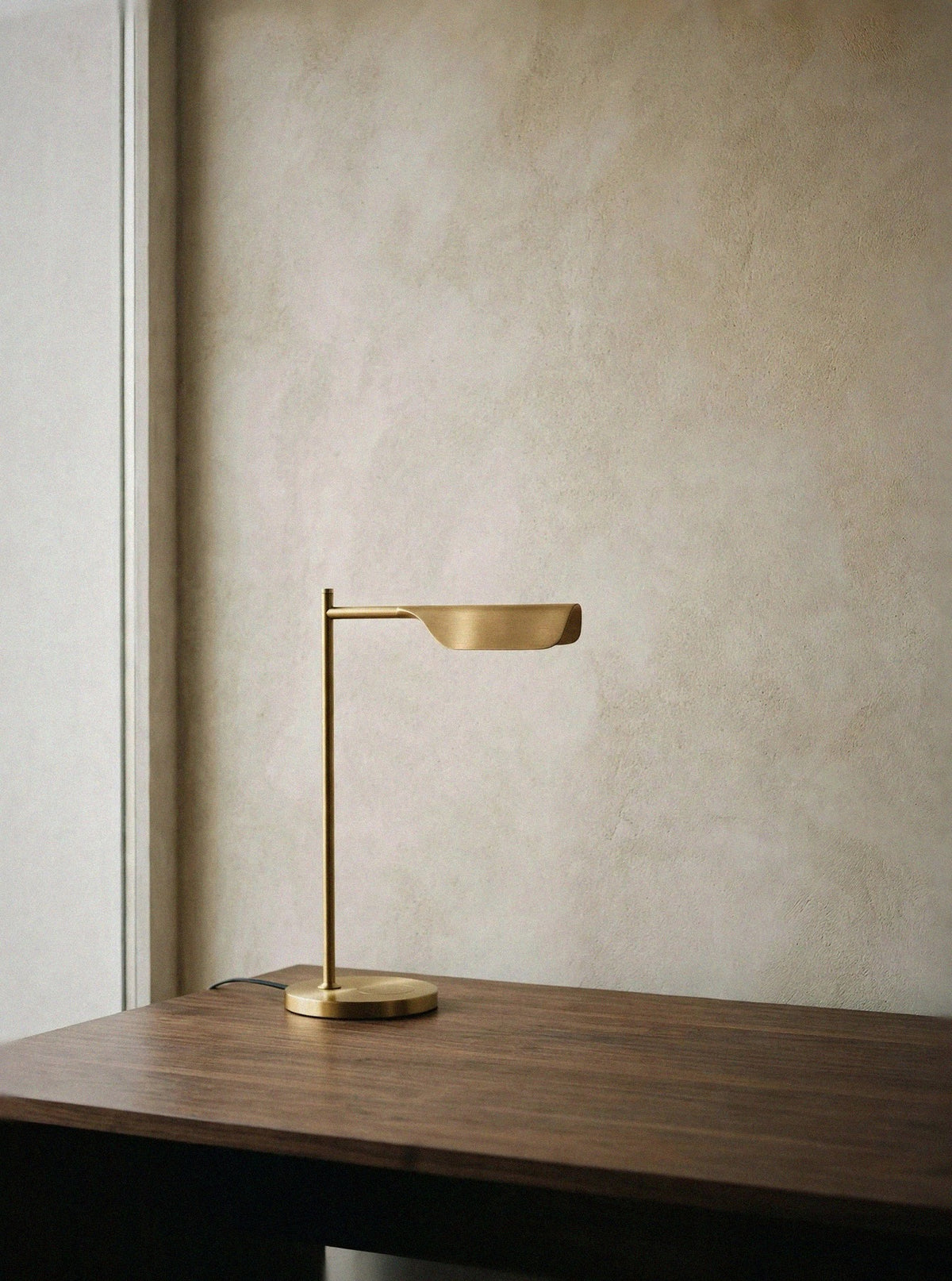 Leaf Mini Desk Lamp