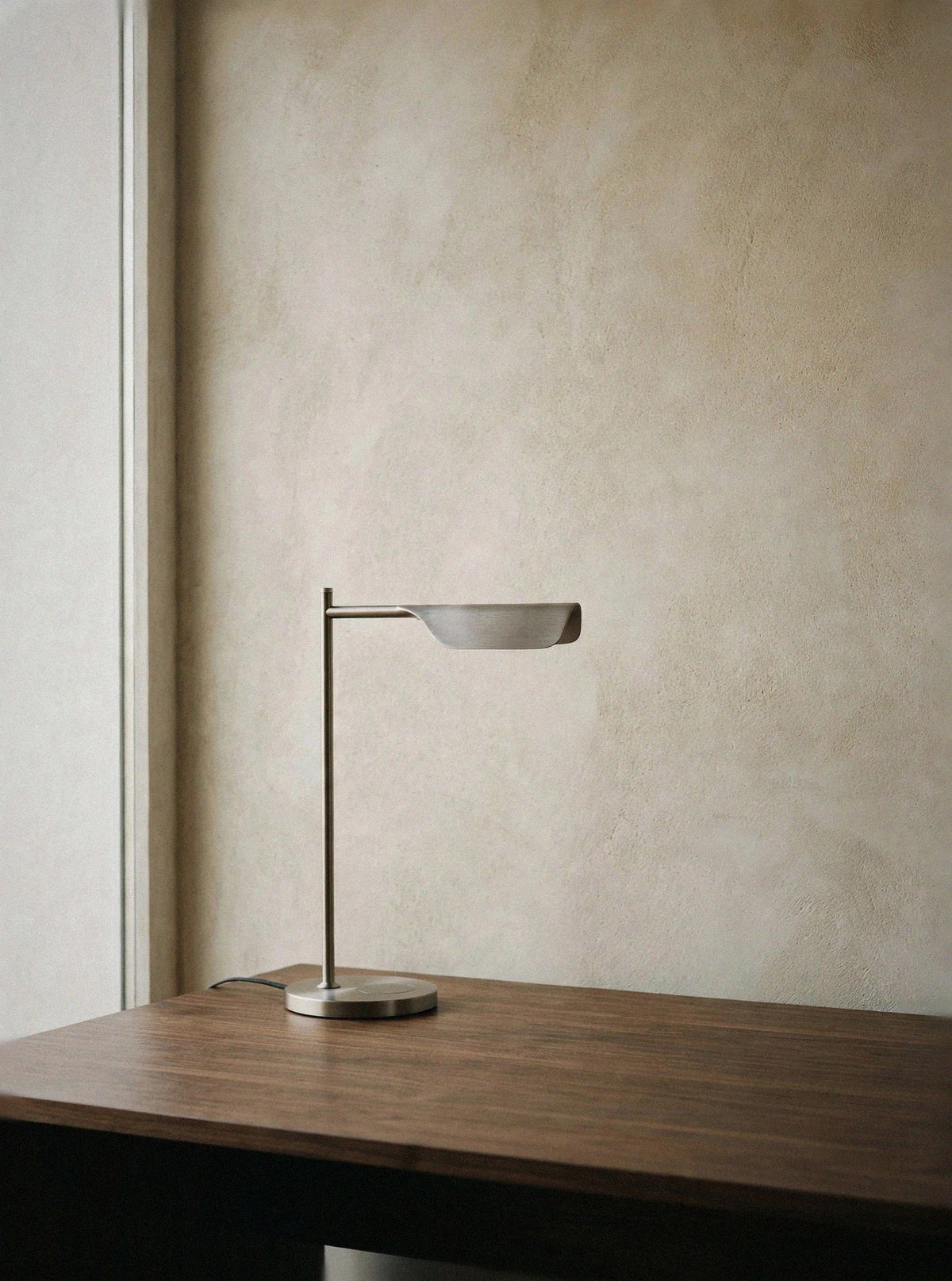 Leaf Mini Desk Lamp