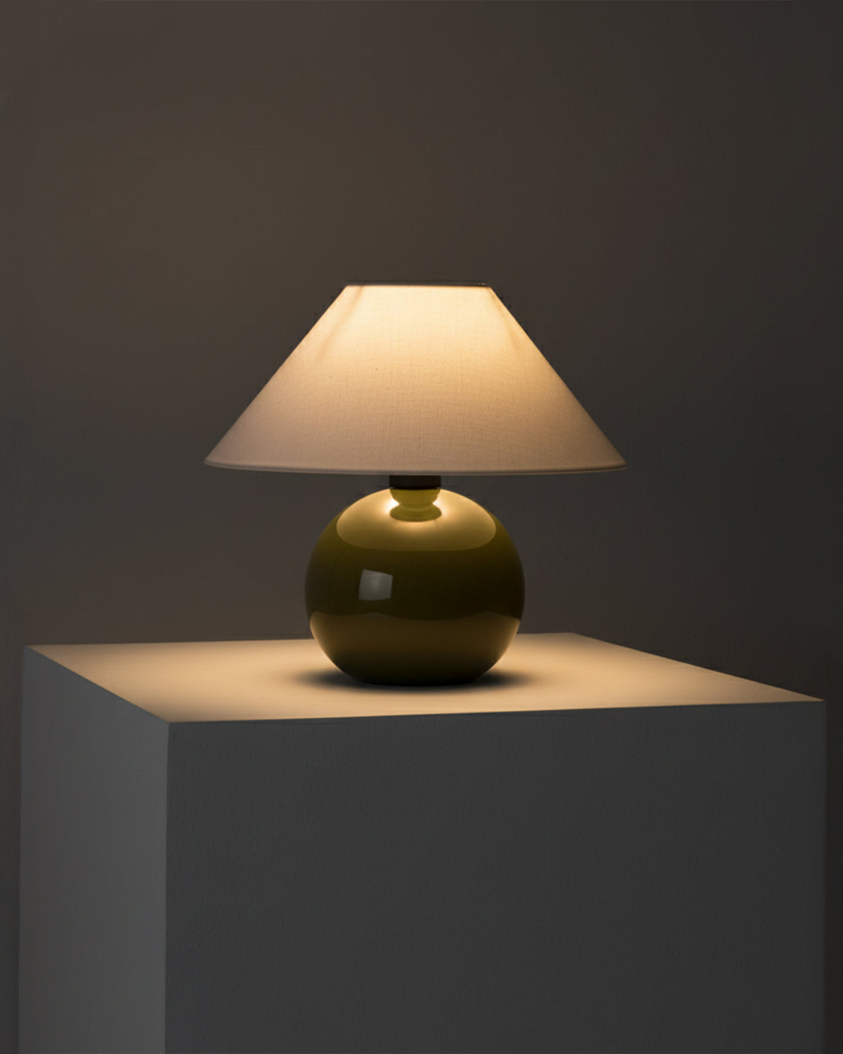 Fiona Ceramic Globe Lamp