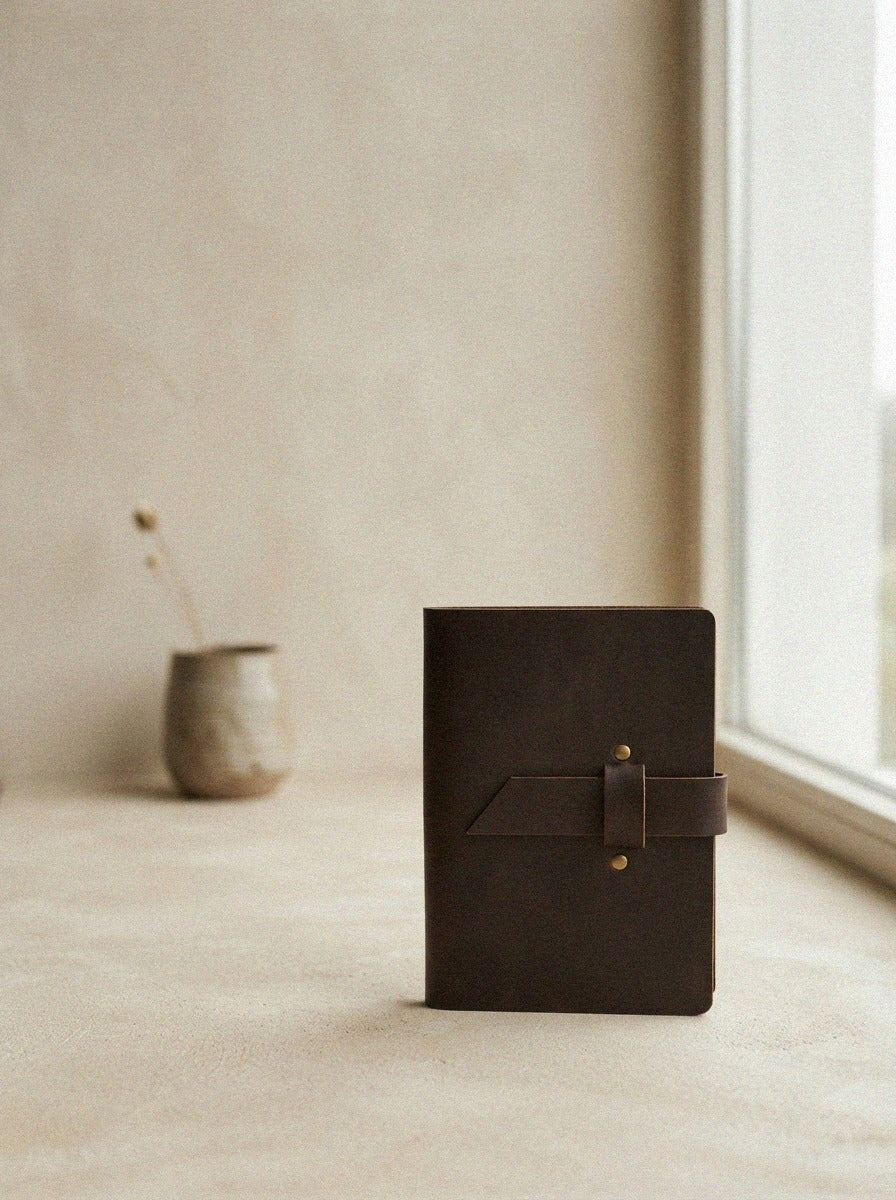 Curora 3-mood-wide