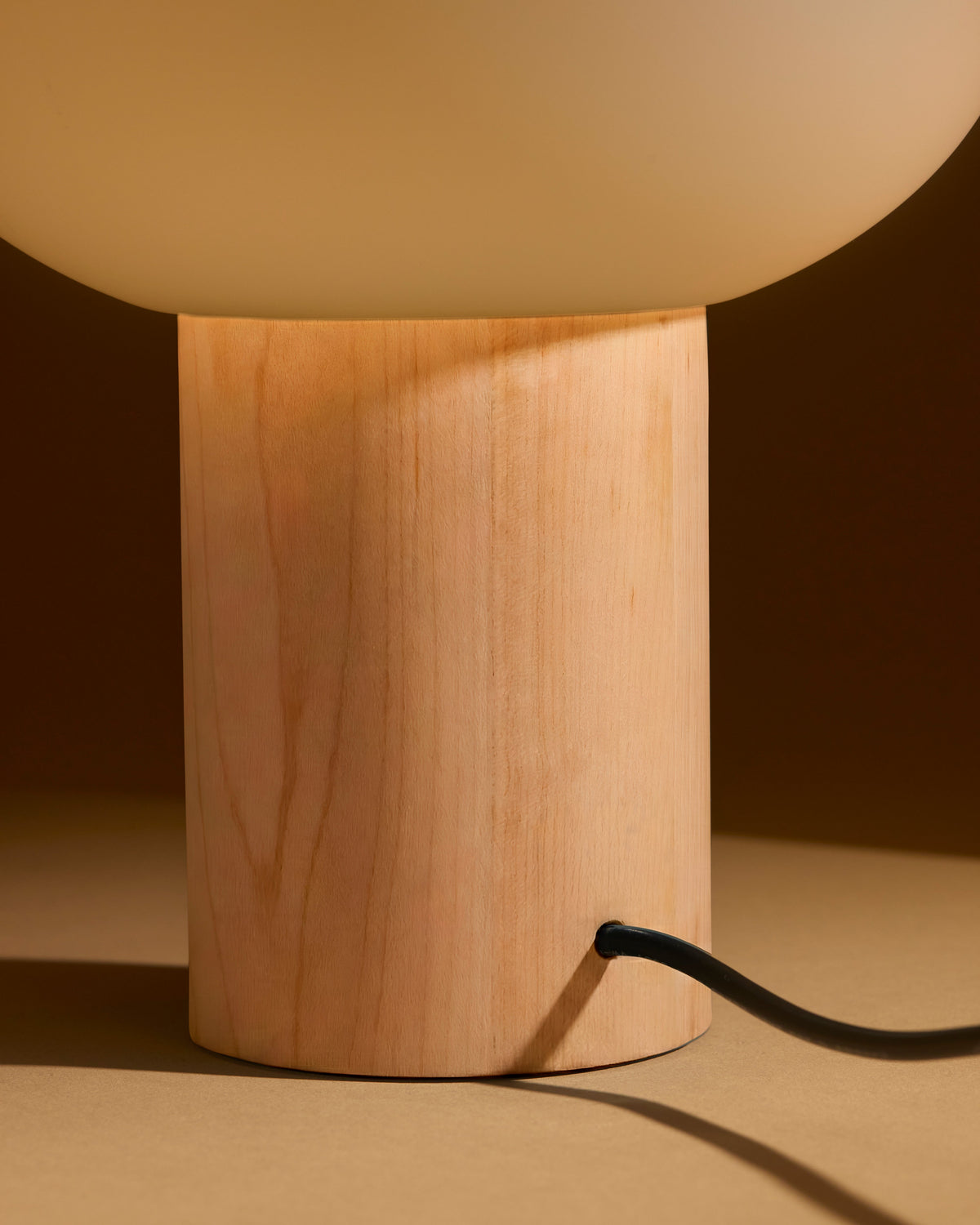 Ivy Globe Table Lamp
