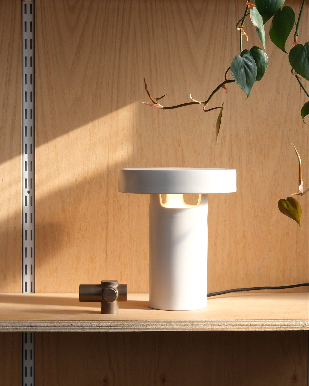 Slot Ceramic Table Lamp