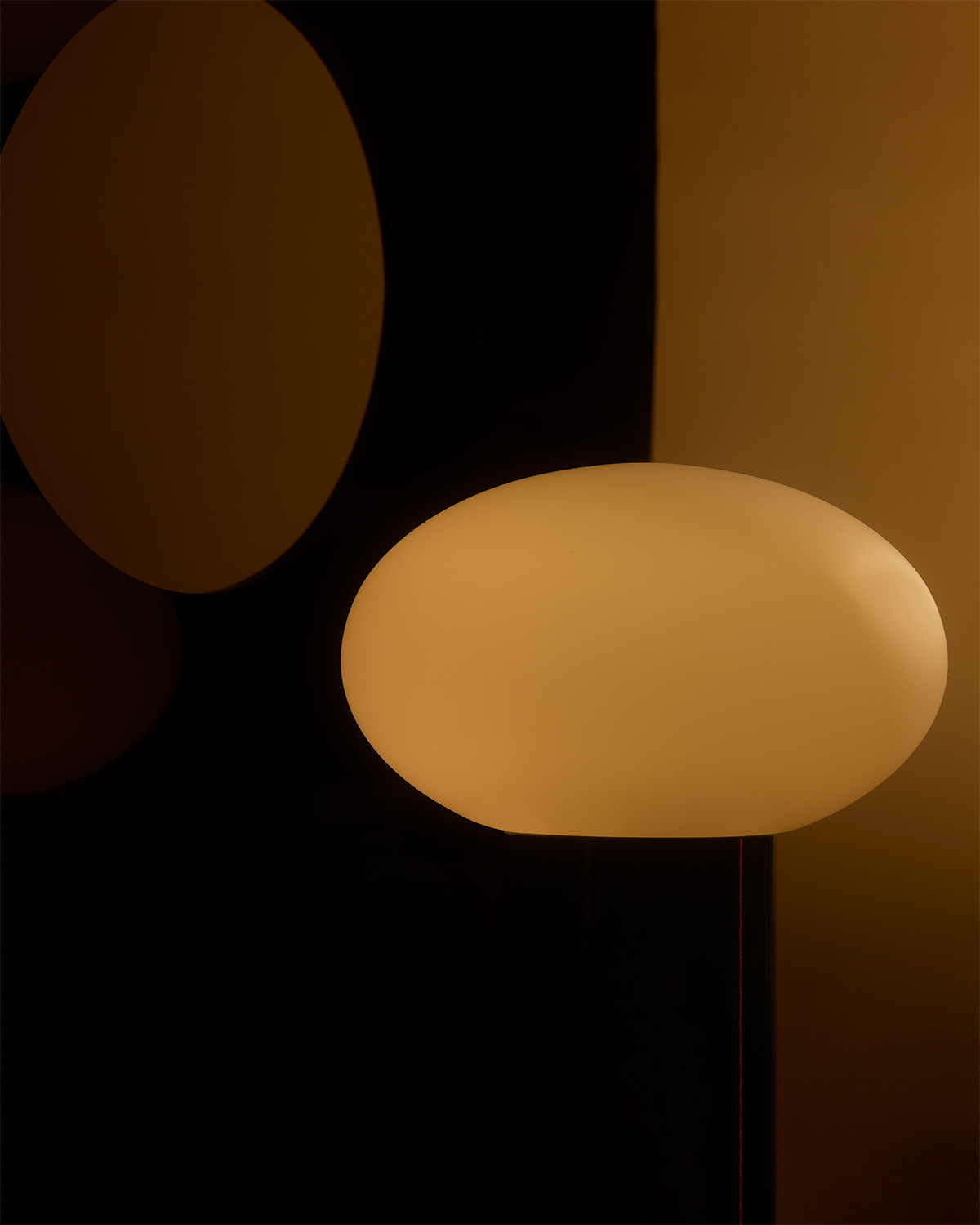 Ivy Globe Table Lamp