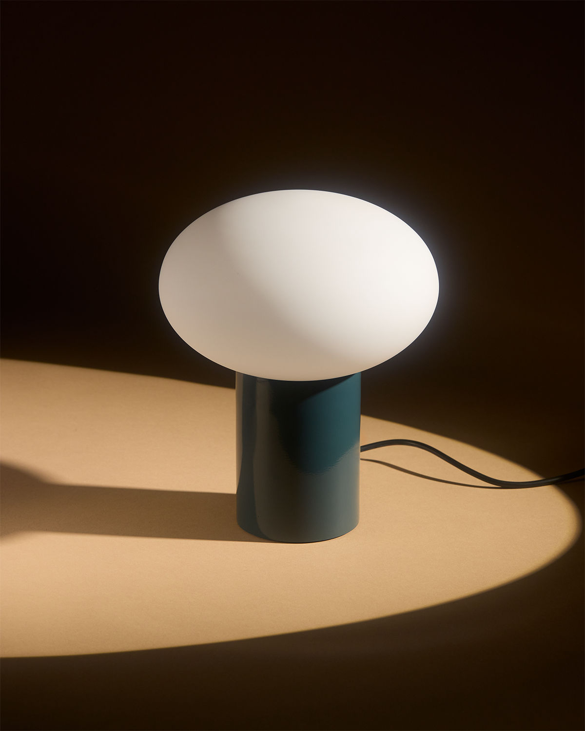 Ivy Globe Table Lamp