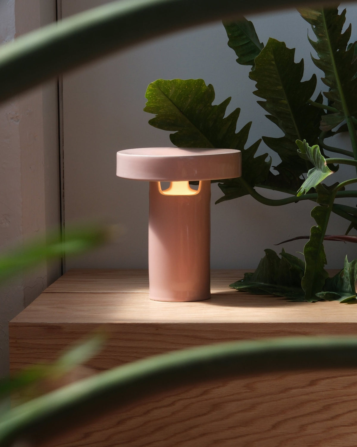 Slot Ceramic Table Lamp