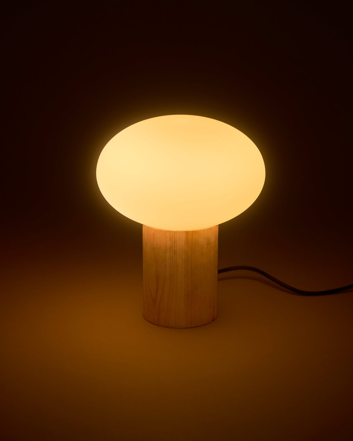 Ivy Globe Table Lamp