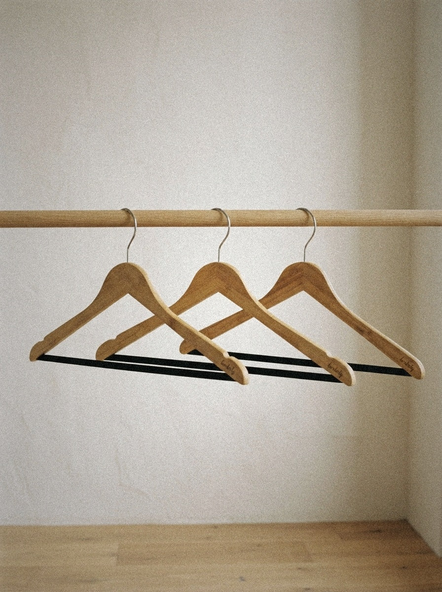 Bamboo Hangers with Velvet Bar