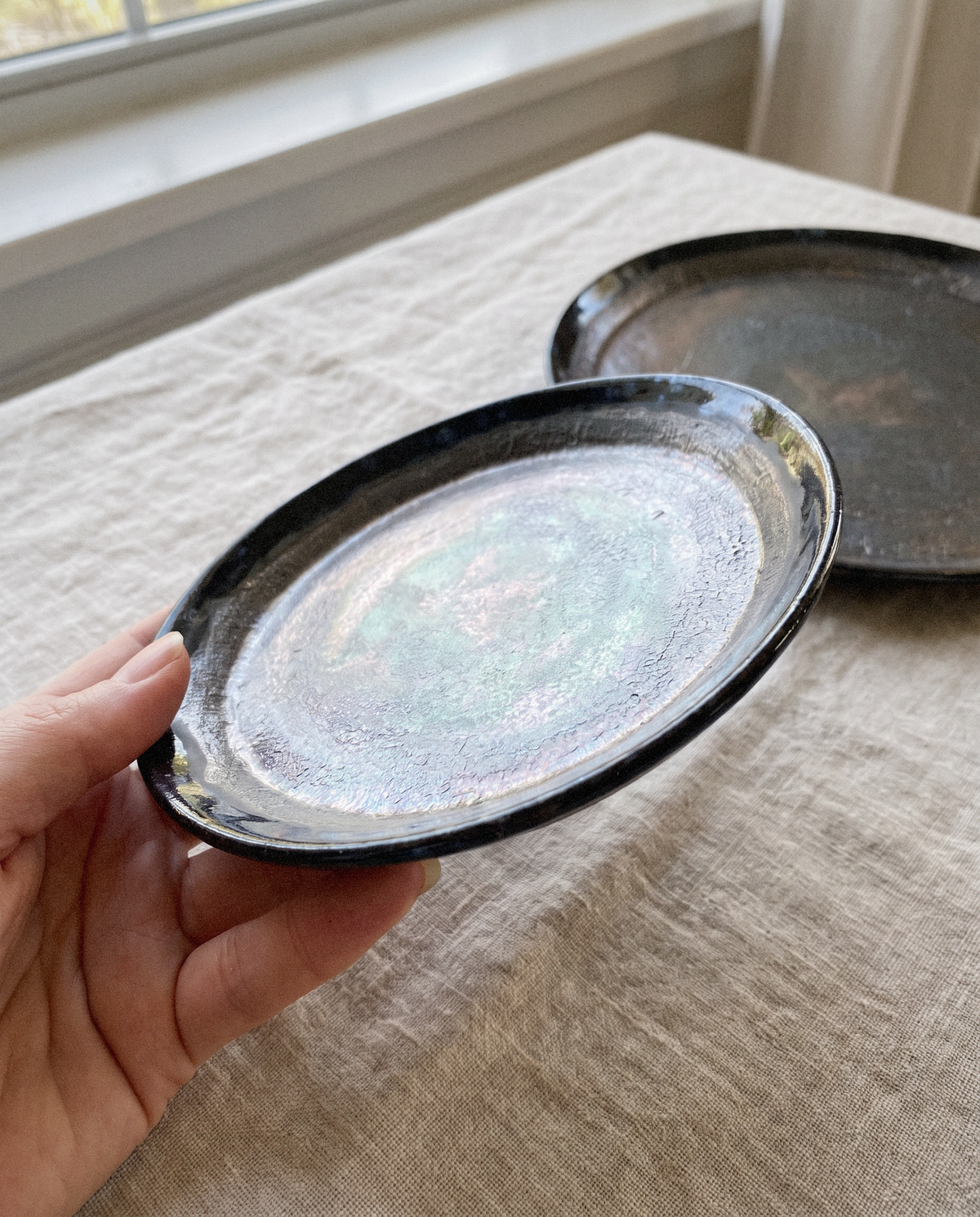 Abalone Luster Dinner Plates - Curora Home