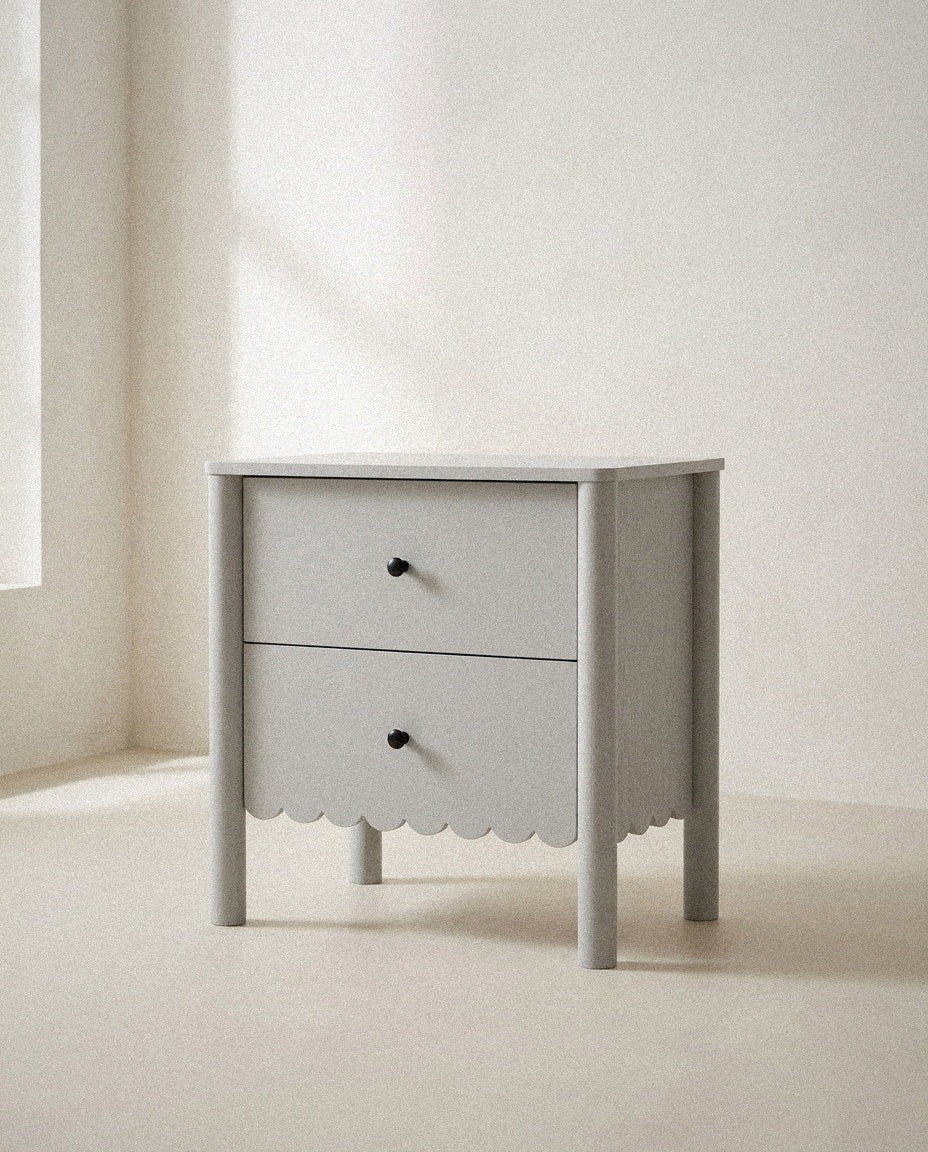 Emmeline Scalloped Nightstand – Light Gray