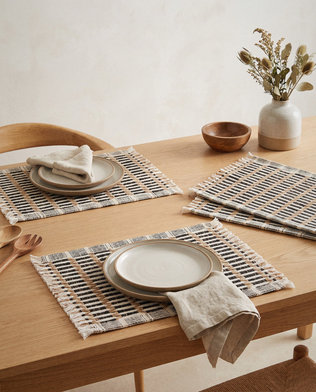 Black & Natural Woven Stitch Placemats, Set of 4 - Curora Home