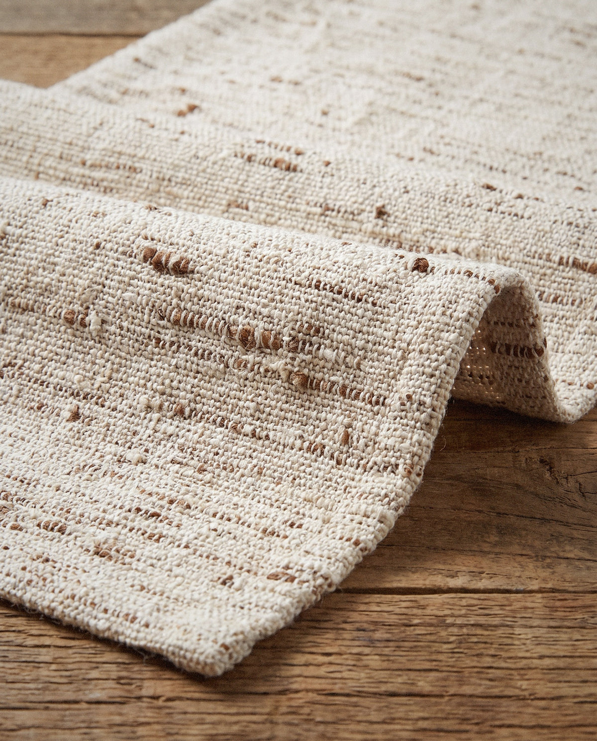 Oatmeal Textured Table Runner - Curora Home
