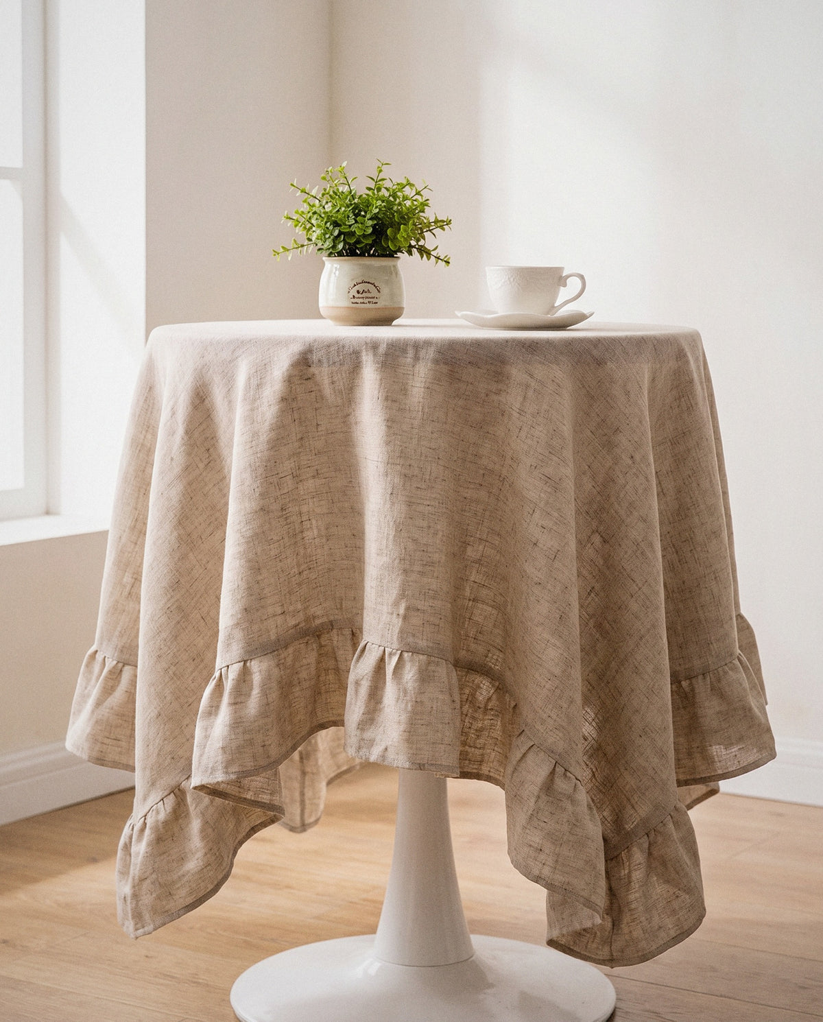 French Ruffle Round Tablecloth - Curora Home