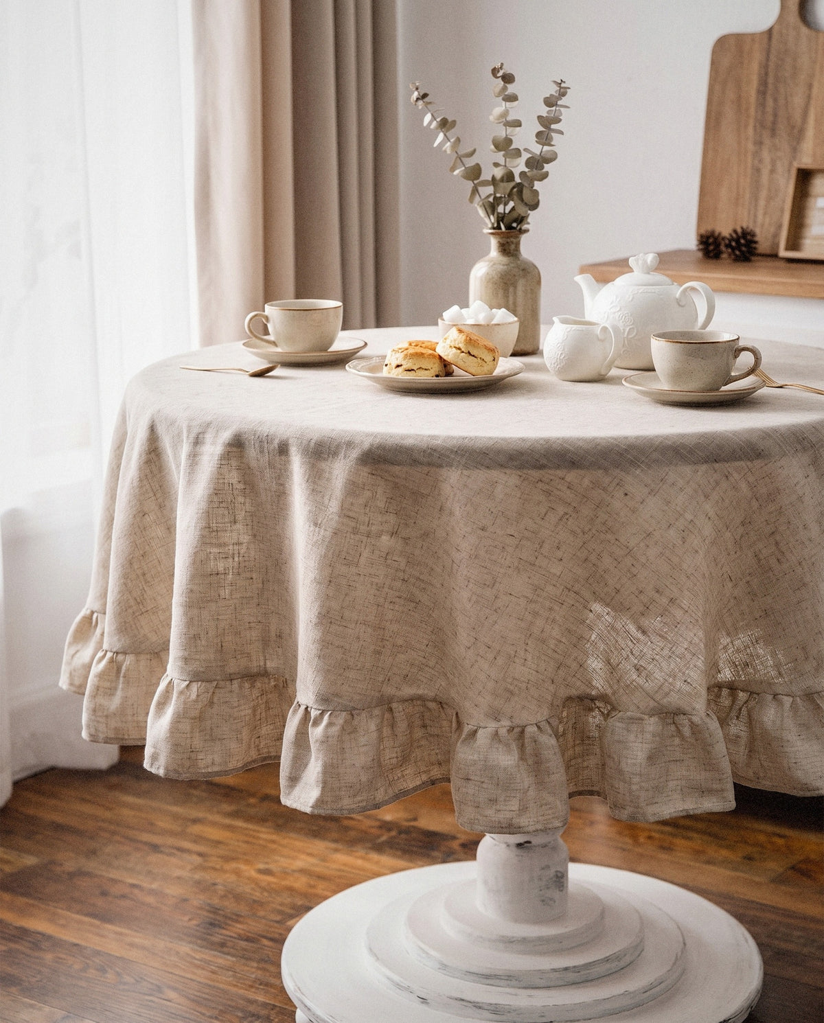 French Ruffle Round Tablecloth - Curora Home