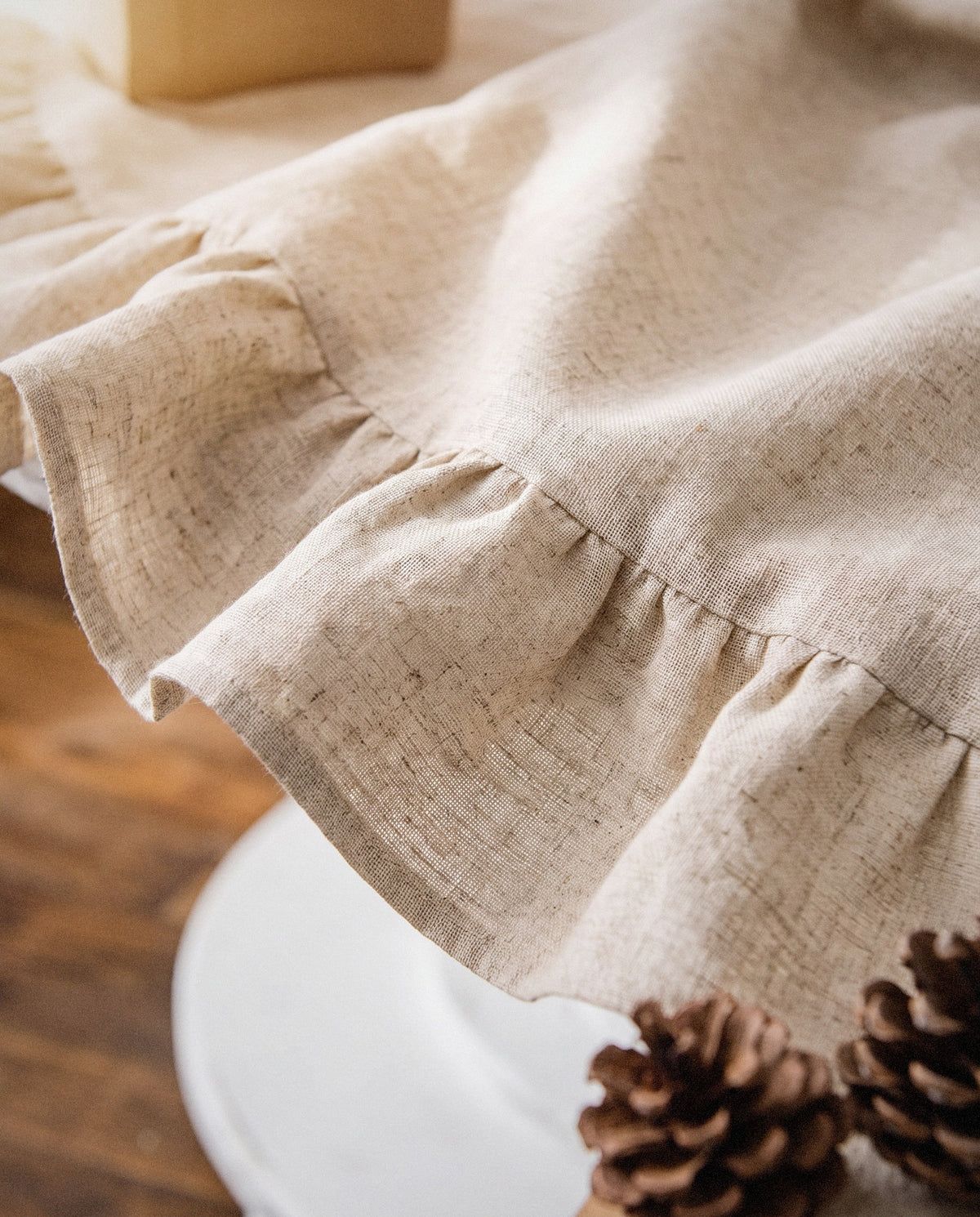 French Ruffle Round Tablecloth - Curora Home