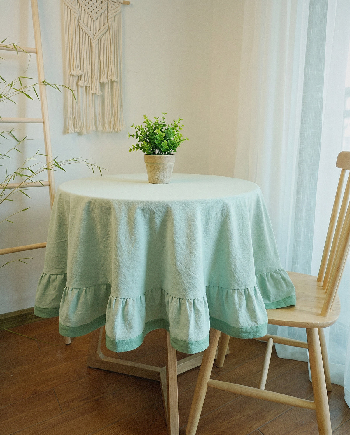 French Ruffle Round Tablecloth - Curora Home