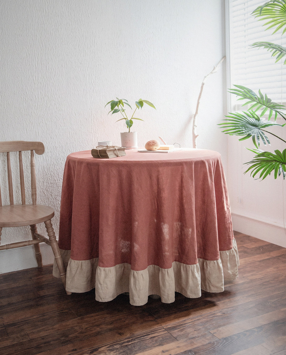 French Ruffle Round Tablecloth - Curora Home