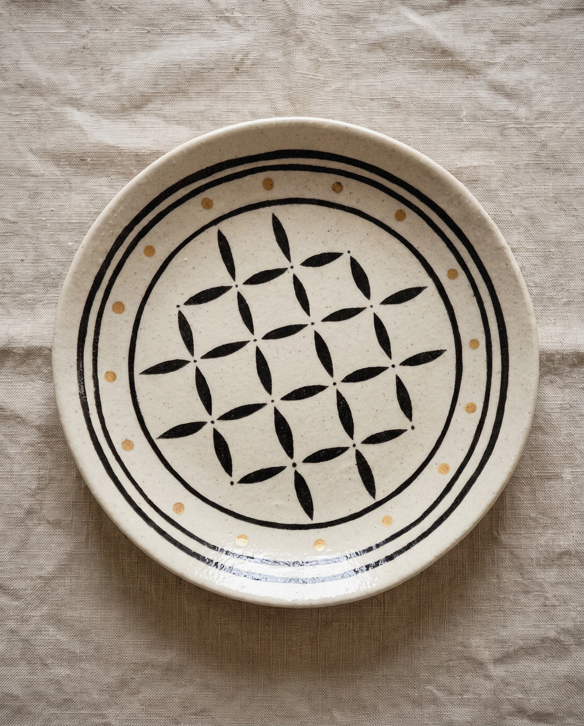 Heritage Hand-Painted Salad Plate - Curora Home