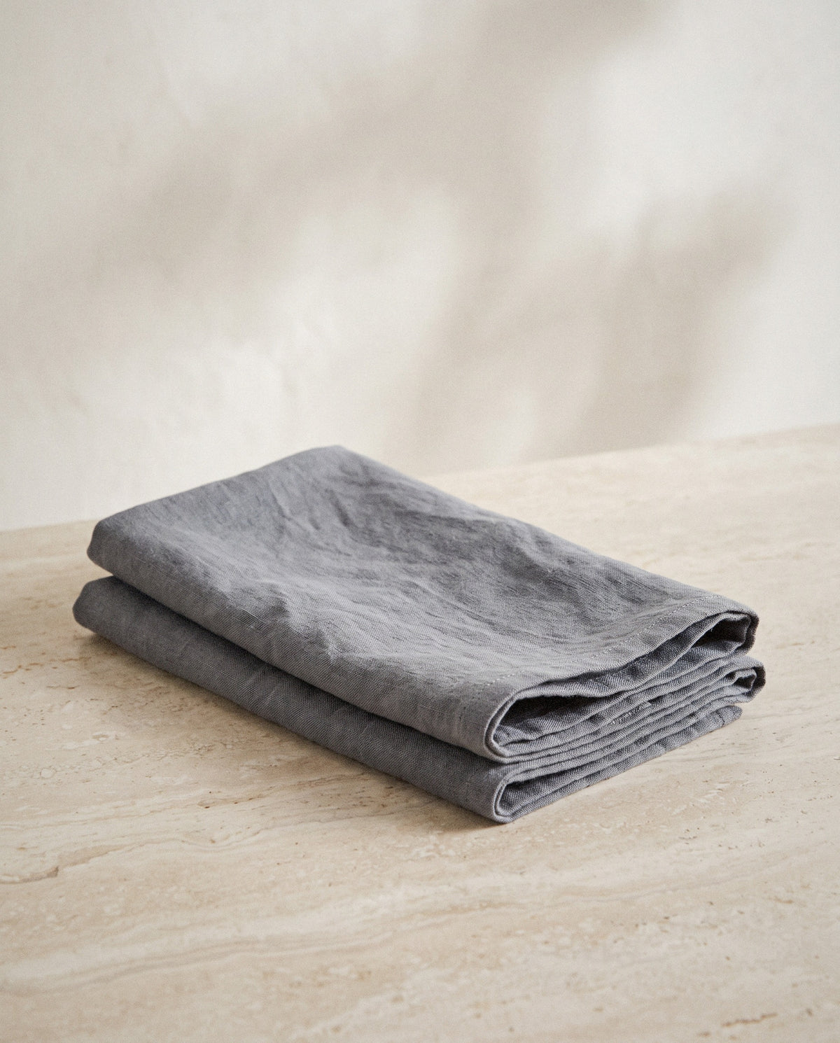 O'Keeffe Slate Gray Linen Napkins, Set of 2 - Curora Home