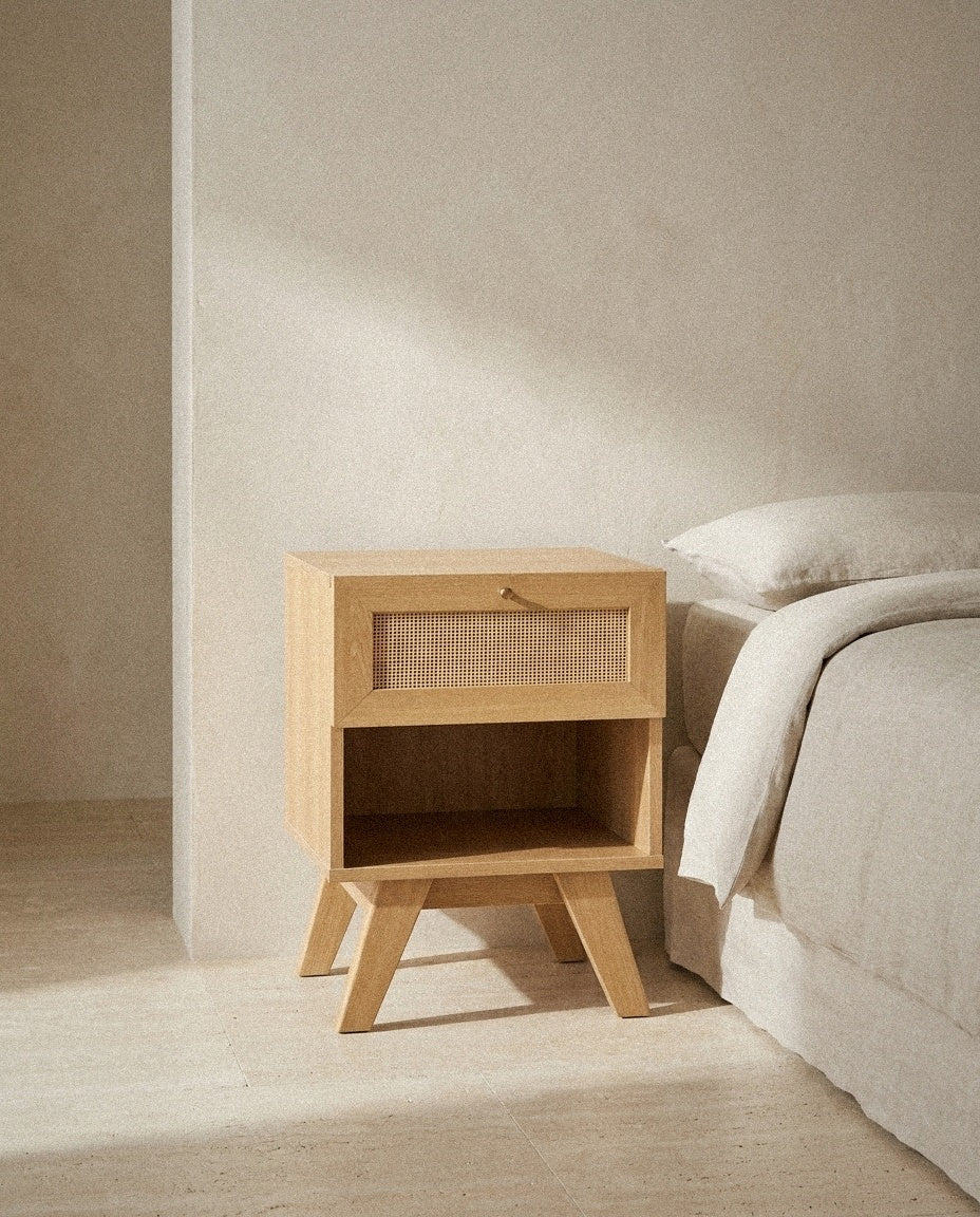 Soma 1-Drawer Nightstand – Oak