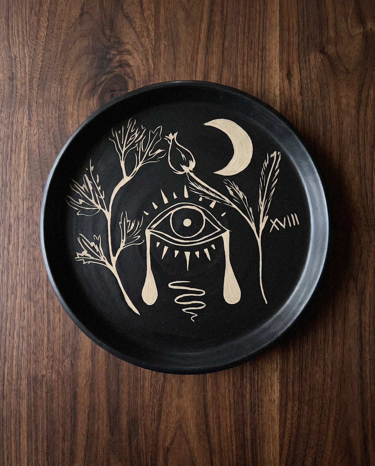 The Moon XVIII Dinnerware - Curora Home