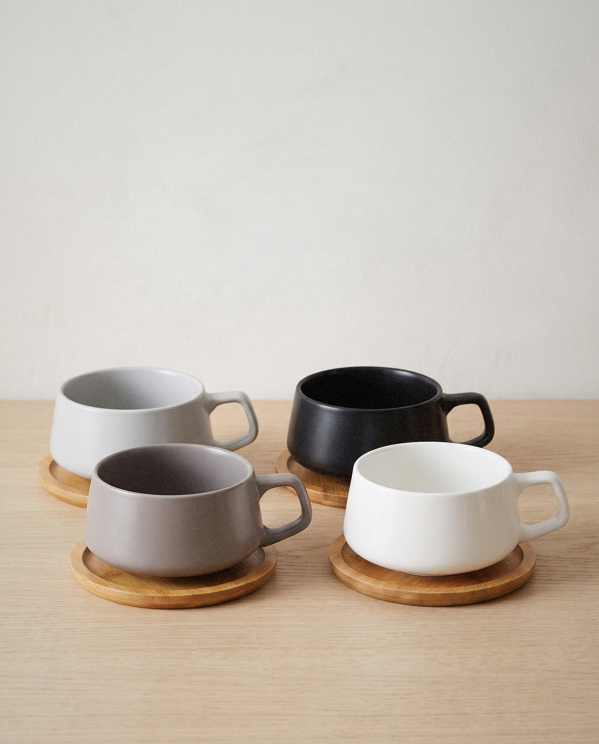 Miamio Tea Cups with Saucers, Set of 4