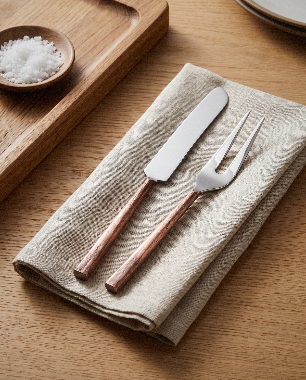 Sundance Carving Set, 2 Piece styled in a calm minimalist living space