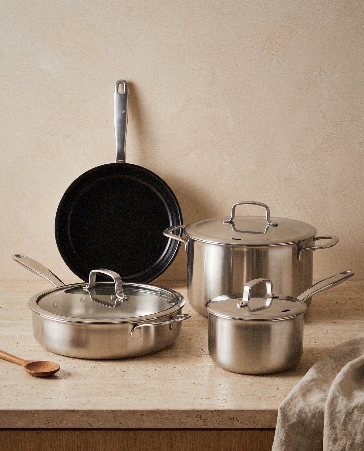 Hybrid Cookware Set, 7 Piece detail in warm natural light
