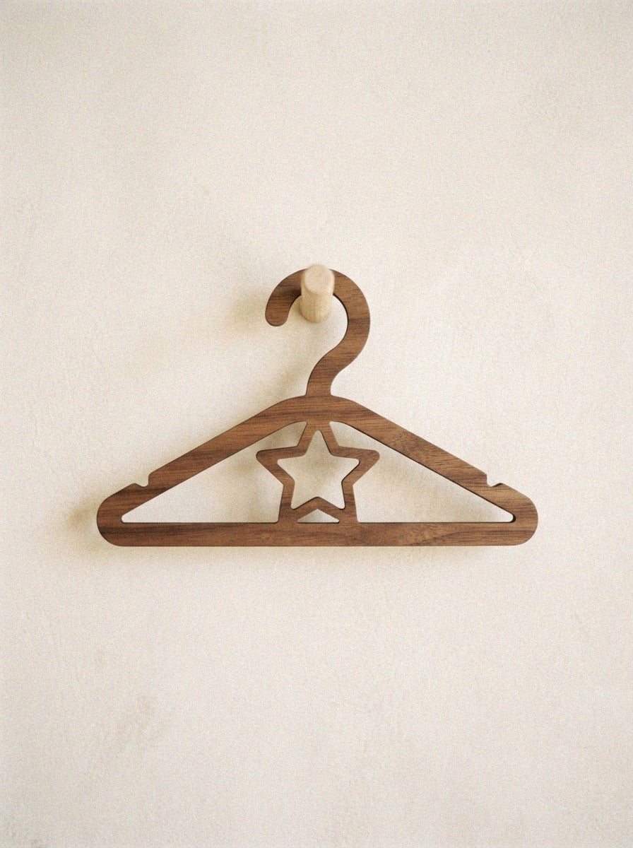 Curora kids-hangers-tera