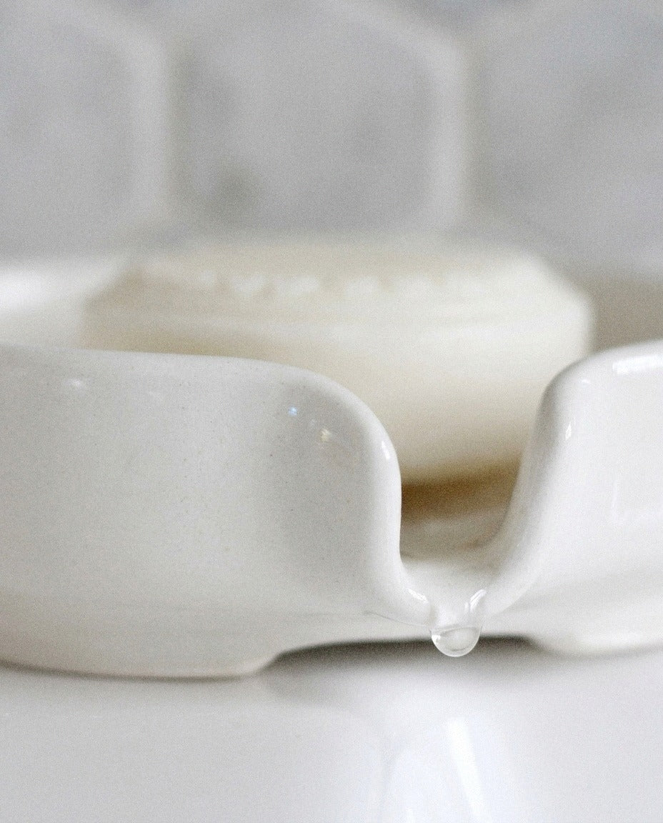 Self-Draining Porcelain Soap Dish
